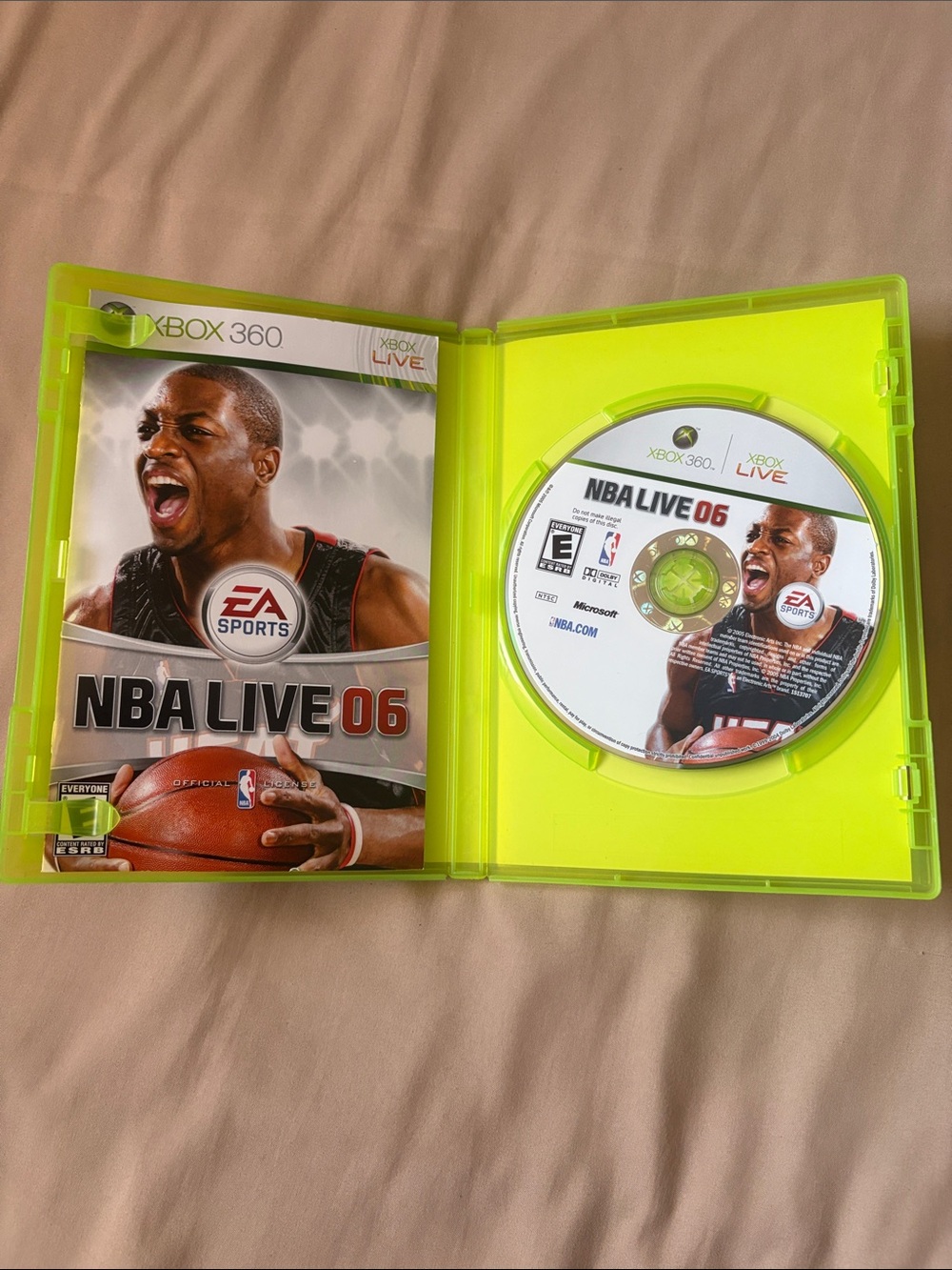 NBA Live 06 Xbox 360 Game – Bright Neon Green Case